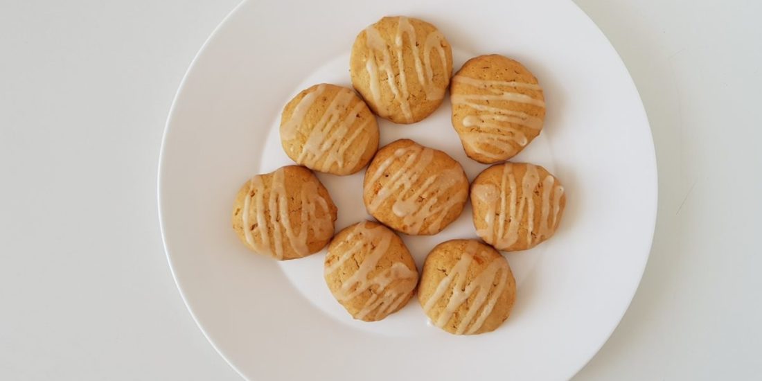 ricetta per preparare i biscotti morbidi all'arancia