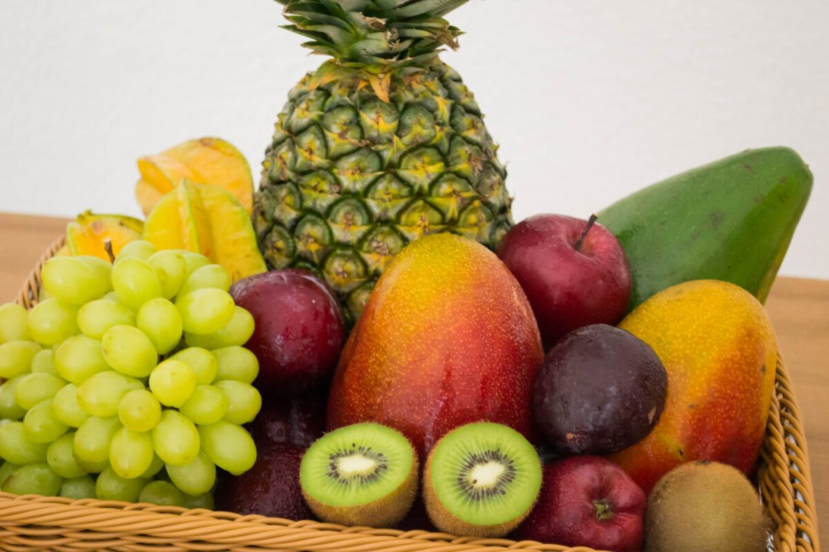La frutta è uno degli ingredienti principali per l'alimentazione biologica